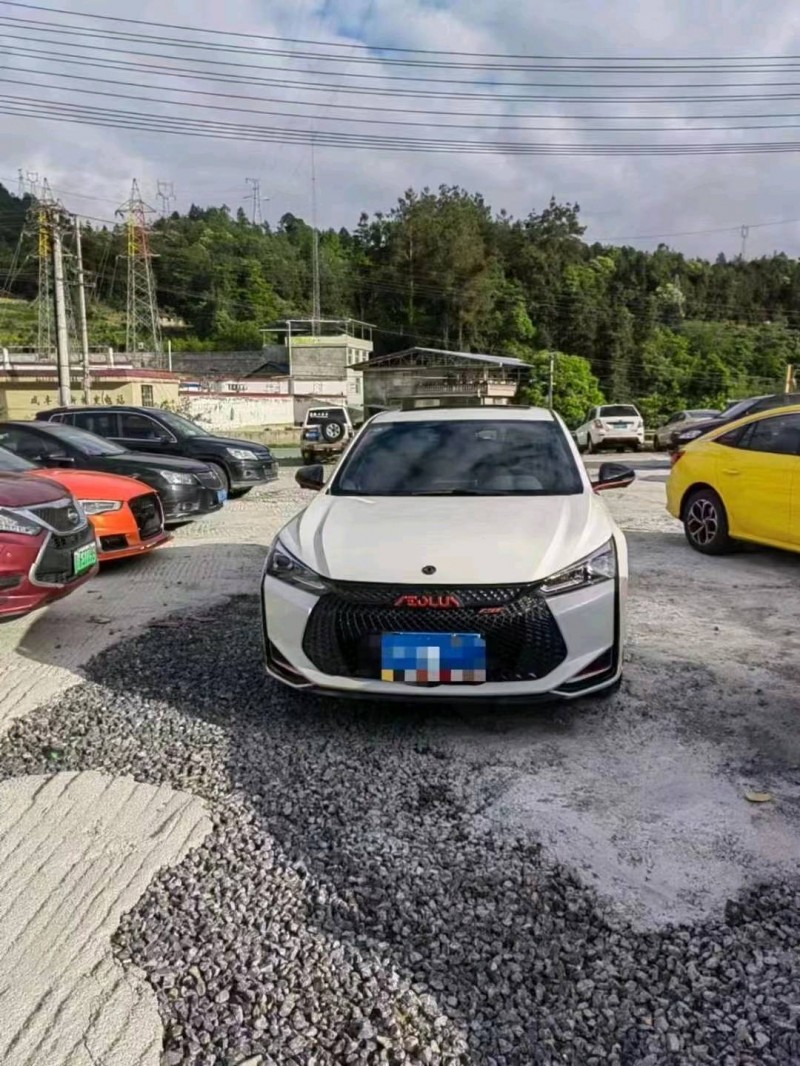 鄂州21年東風奕炫1