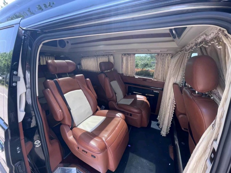 徐州15年奔驰威霆5