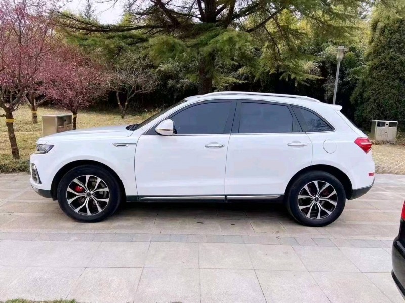 潍坊18年众泰T6006