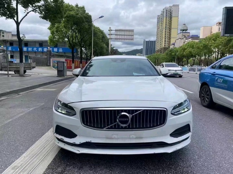安順17年沃爾沃S901