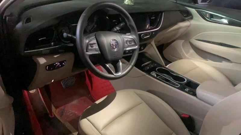 北京21年别克君威3