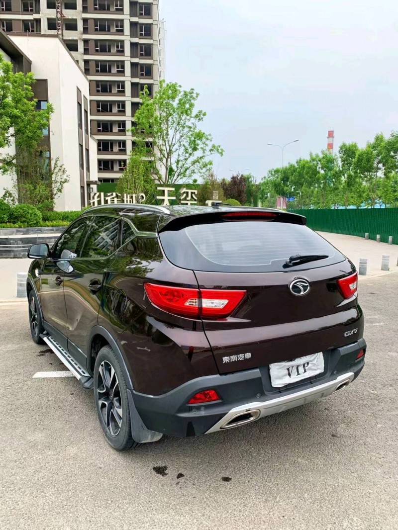 廊坊17年東南汽車DX72