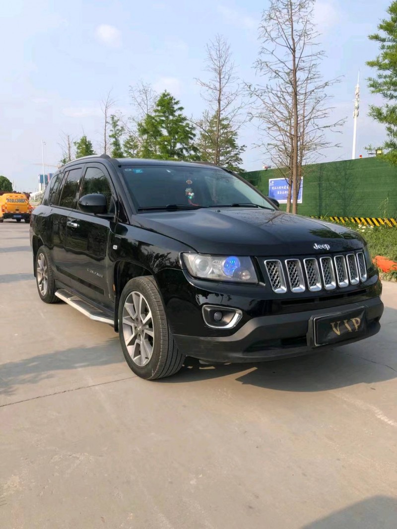 宿遷14年Jeep指南者8