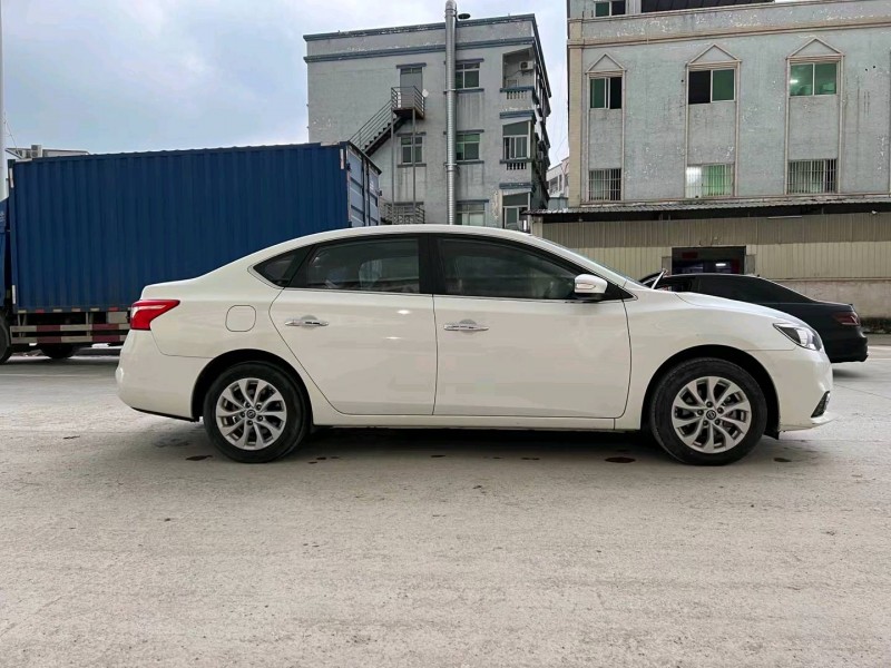 東莞19年日產軒逸7