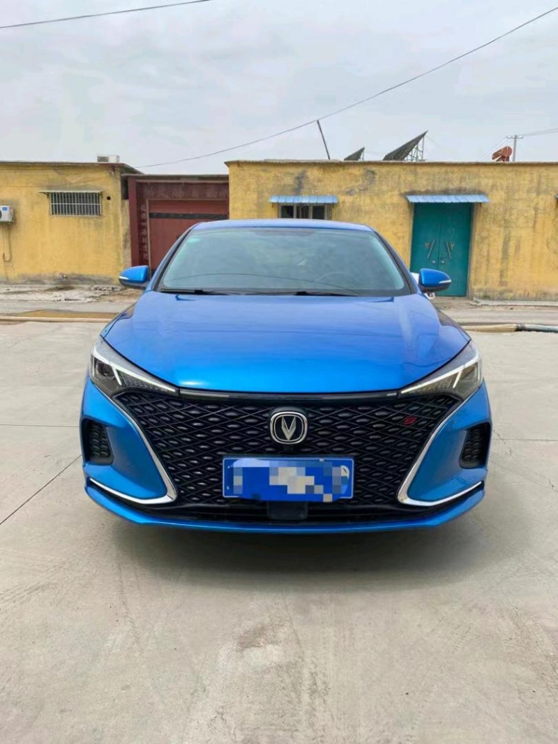 聊城20年長安汽車逸動1