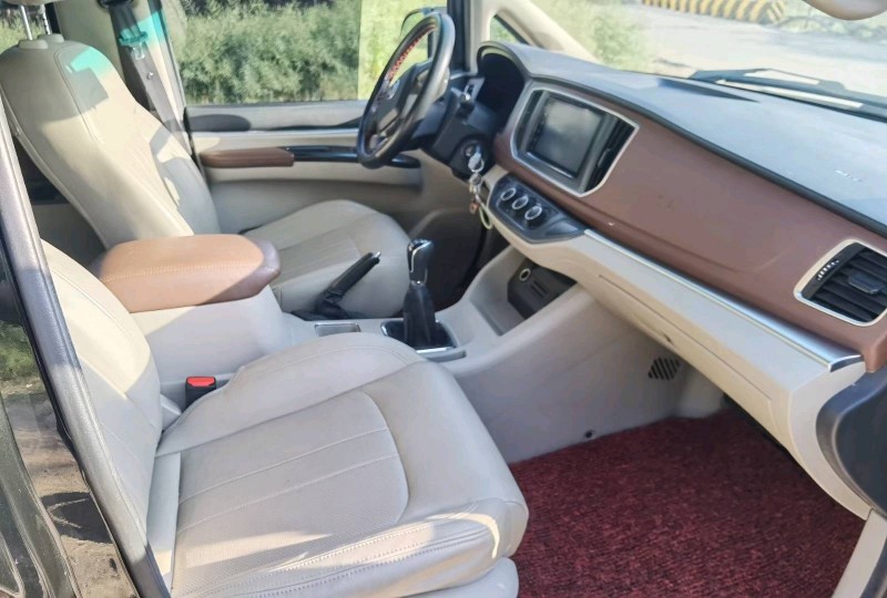 徐州18年东风菱智6