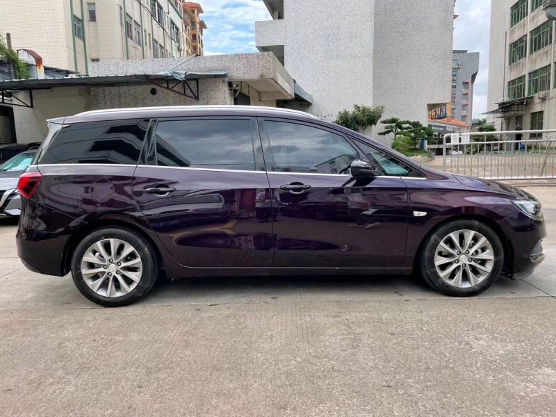 中山21年別克GL62