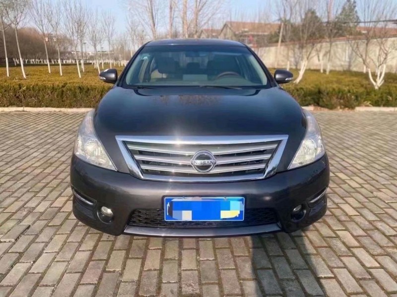 濰坊12年日產天籟1
