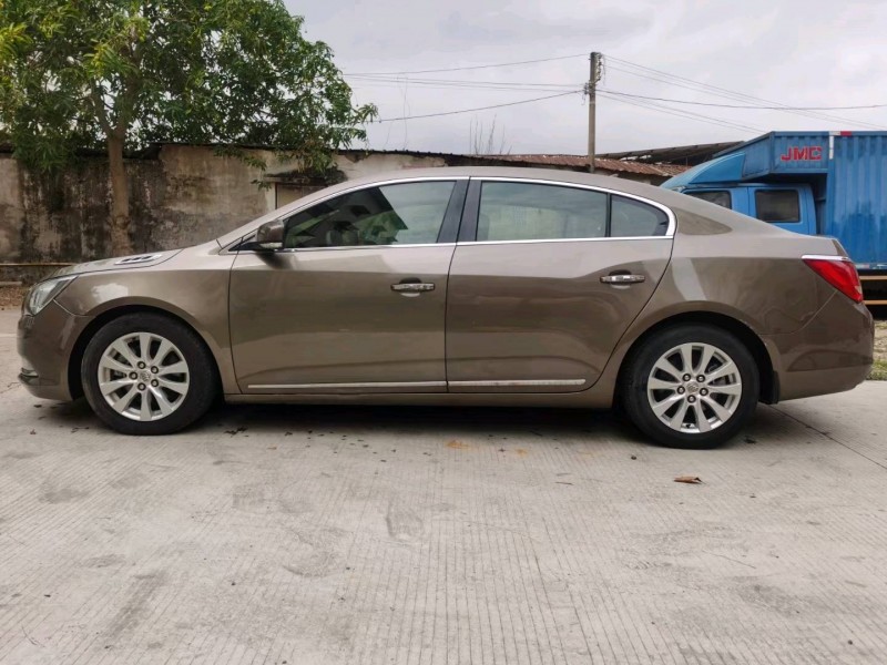 中山14年别克君越5