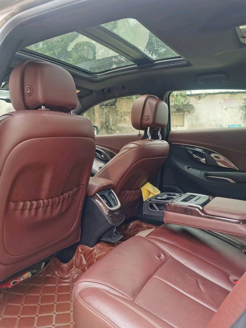 中山14年别克君越8