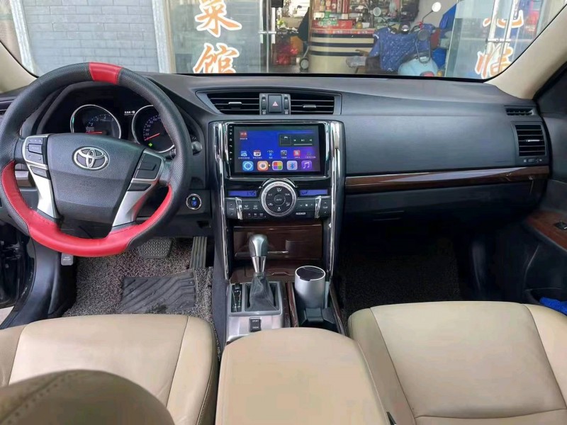 泰州14年丰田锐志5