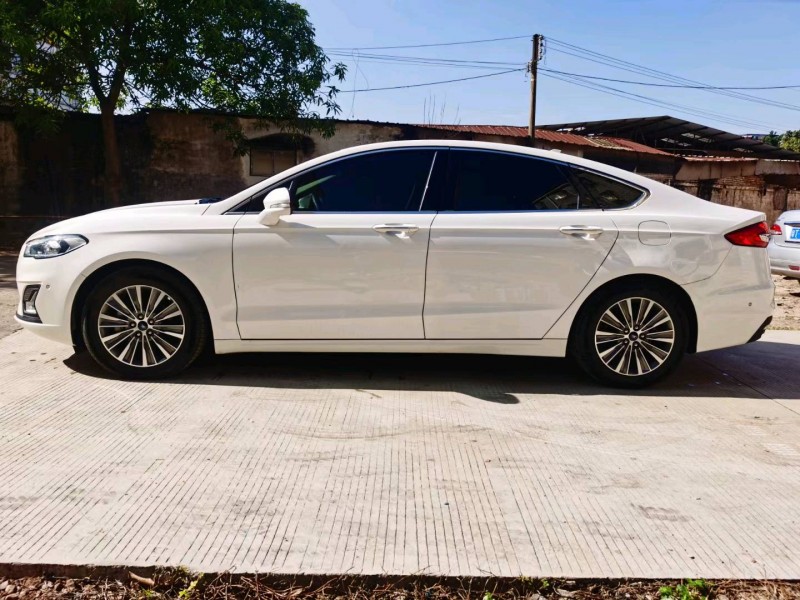 中山20年福特蒙迪欧6