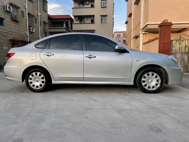 中山16年日產軒逸5