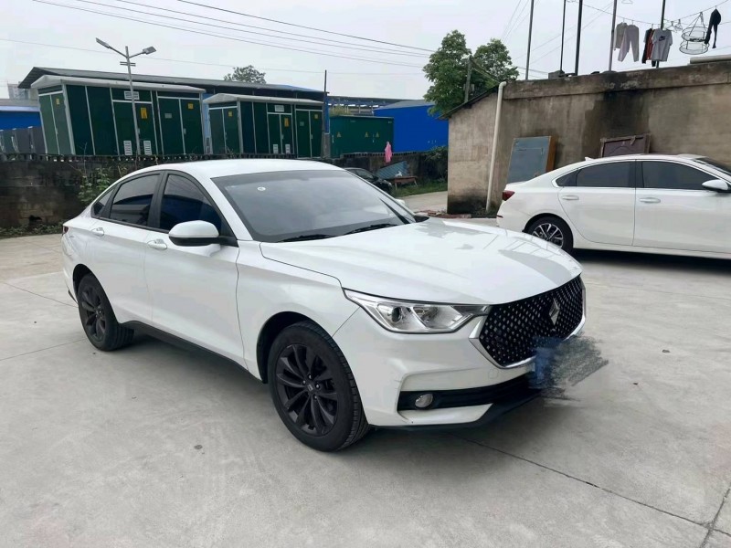 婁底20年寶駿RC62