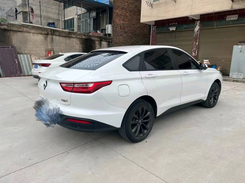 婁底20年寶駿RC64