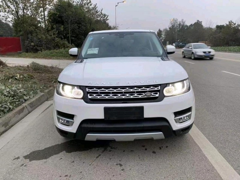 东莞17年路虎揽胜运动9