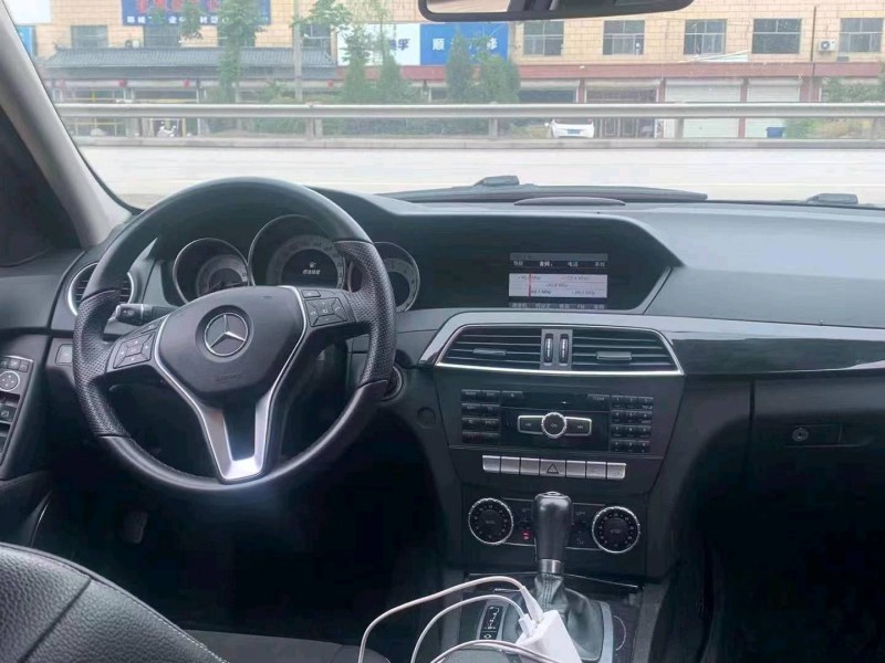 北京14年奔驰C7