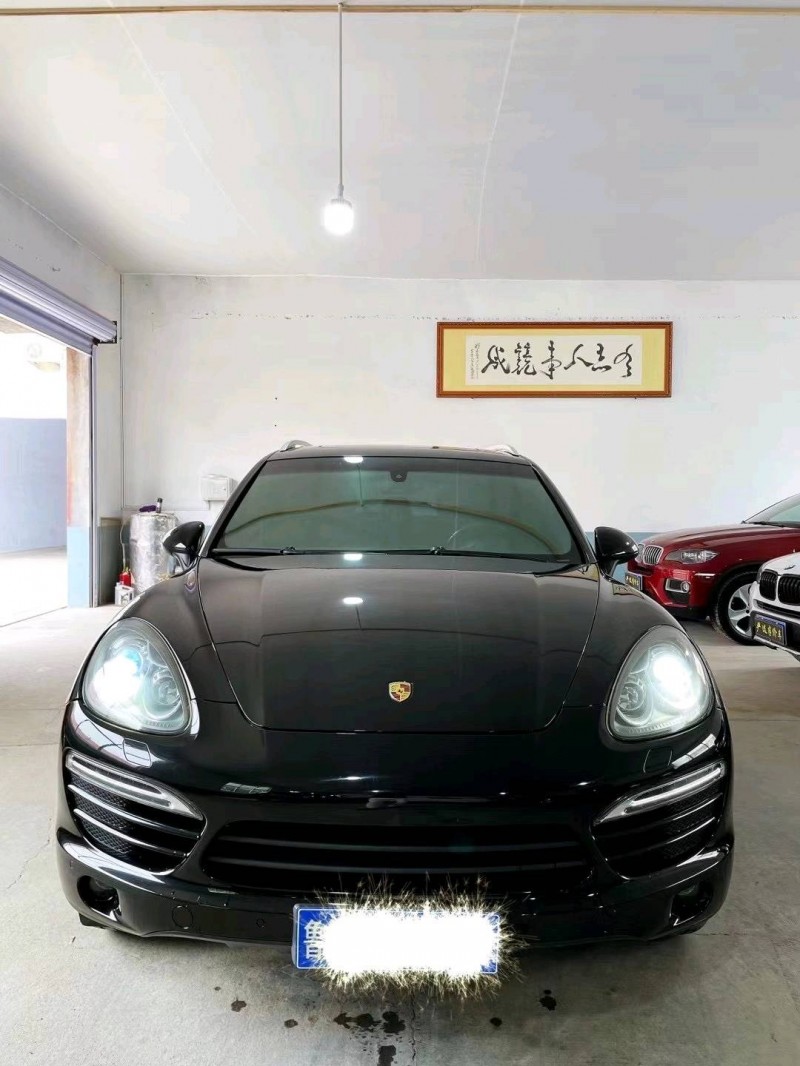 濰坊12年保時捷卡宴1