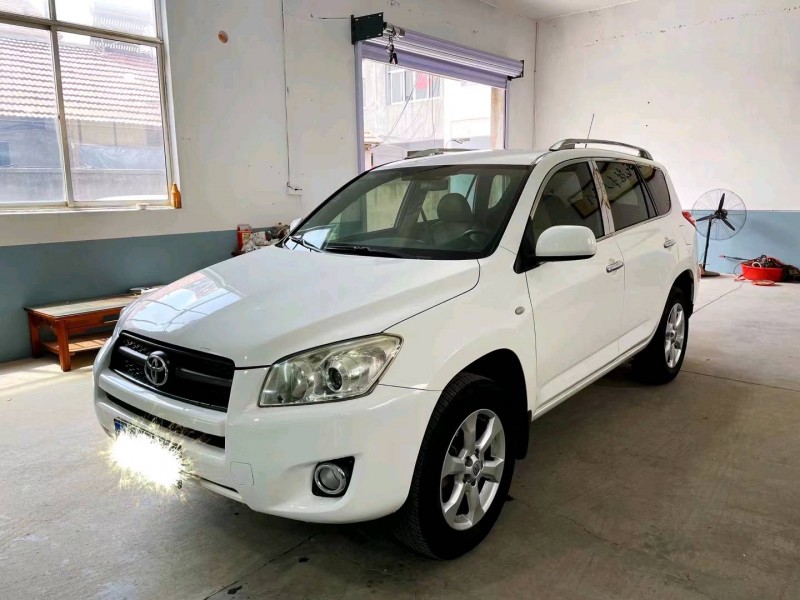 濰坊12年豐田RAV43