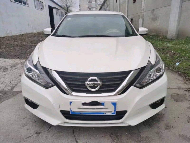 大慶17年日產天籟1
