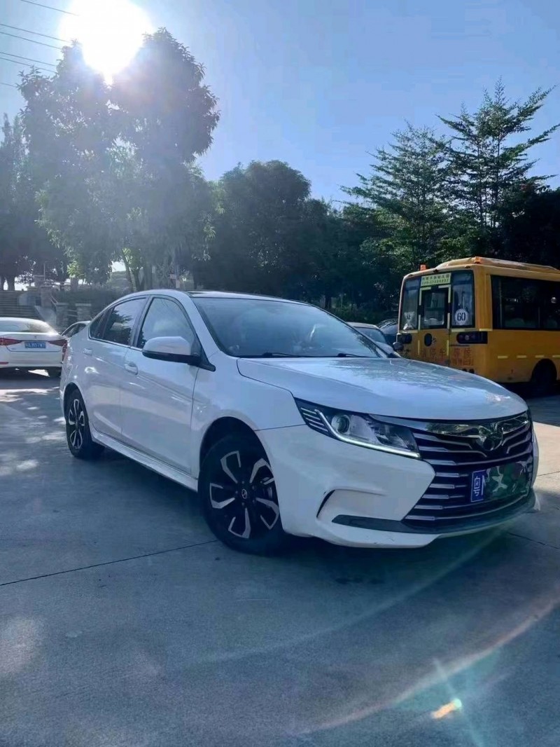 湖州19年東南汽車A51