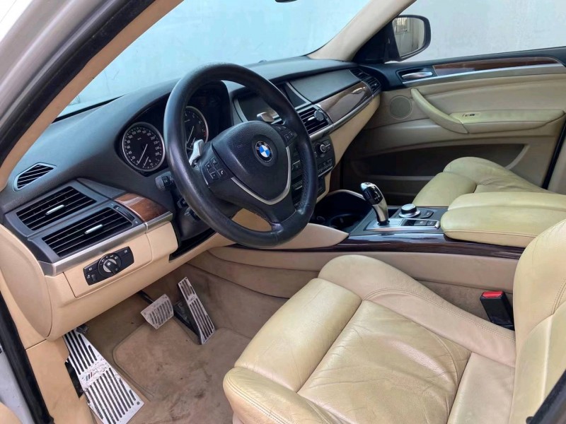 徐州09年宝马X65