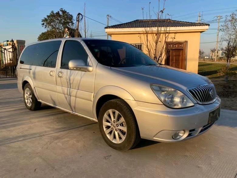 徐州16年别克GL82