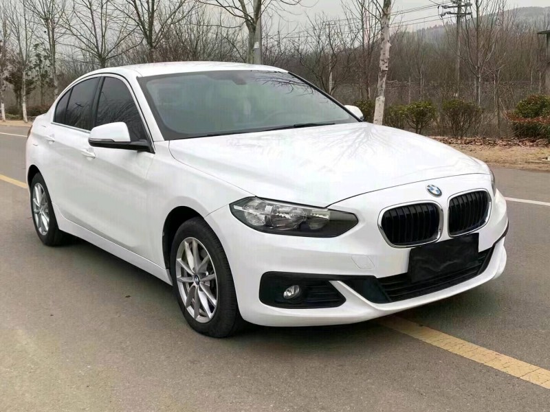 徐州17年宝马1系8