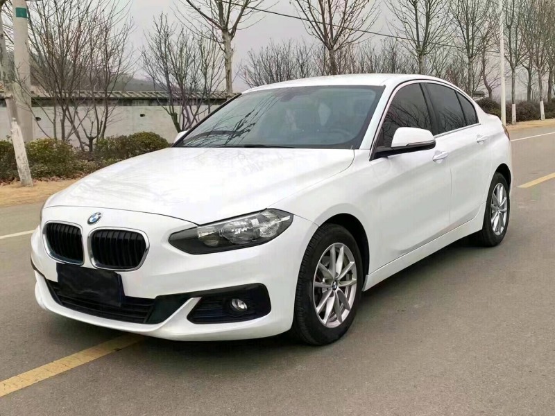 徐州17年宝马1系7