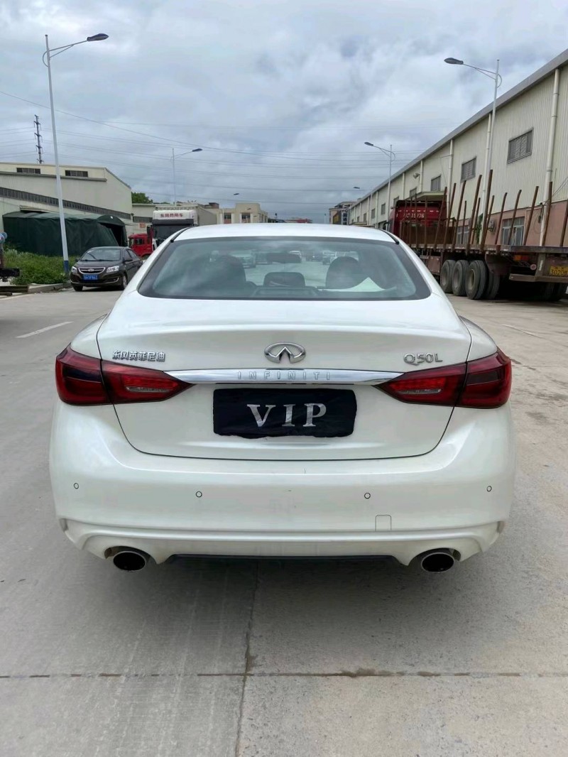 東莞20年英菲尼迪Q50L8