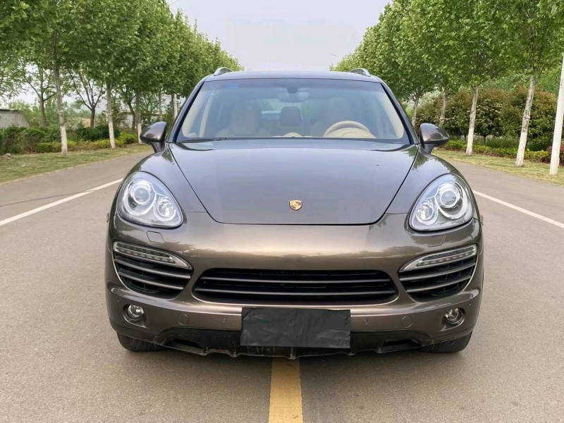 徐州12年保時捷卡宴1