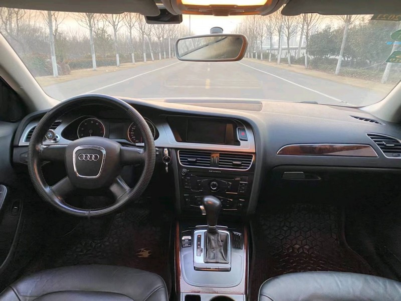 徐州10年奥迪A4L6