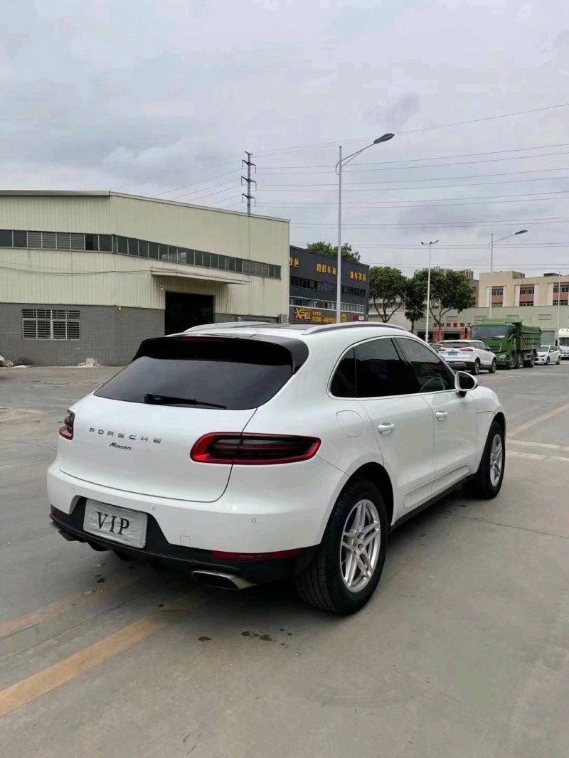 東莞16年保時捷Macan7