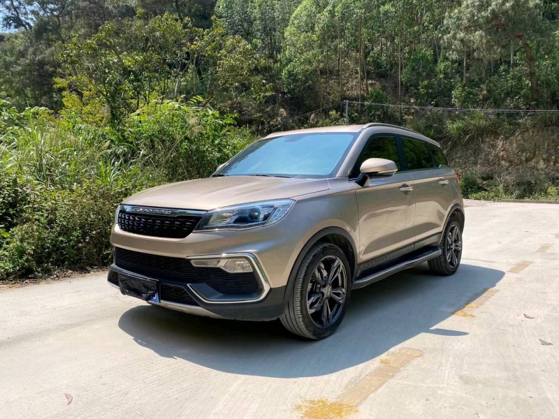南寧18年獵豹汽車CS98
