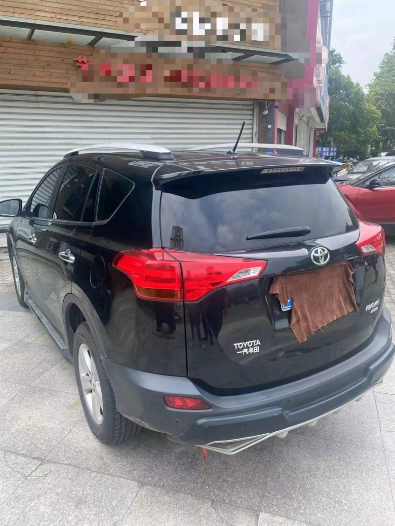 徐州14年丰田RAV46