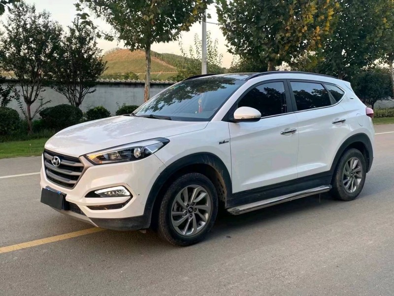 徐州18年现代途胜8