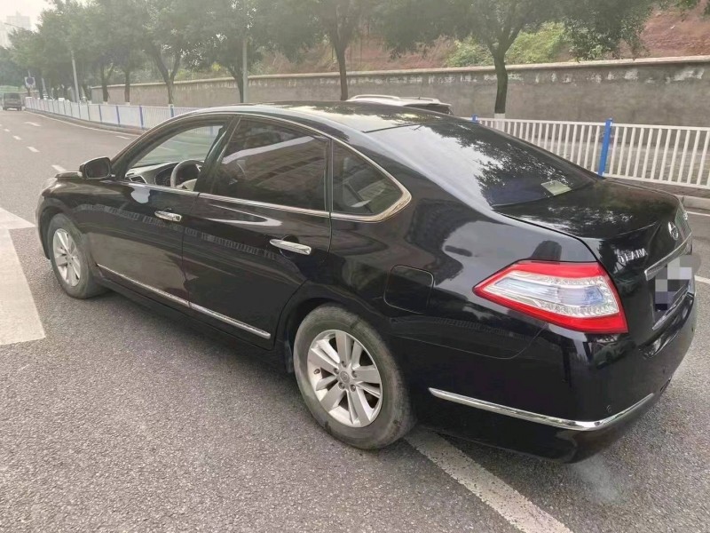 重慶11年日產天籟6
