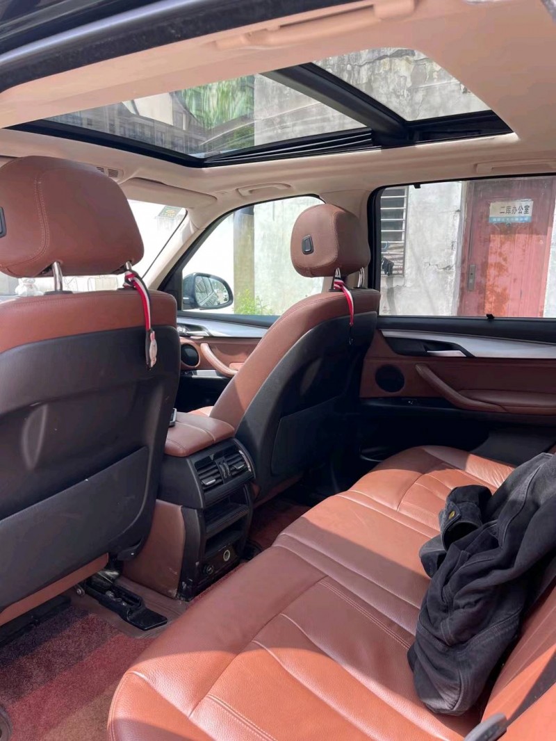 北京18年宝马X55