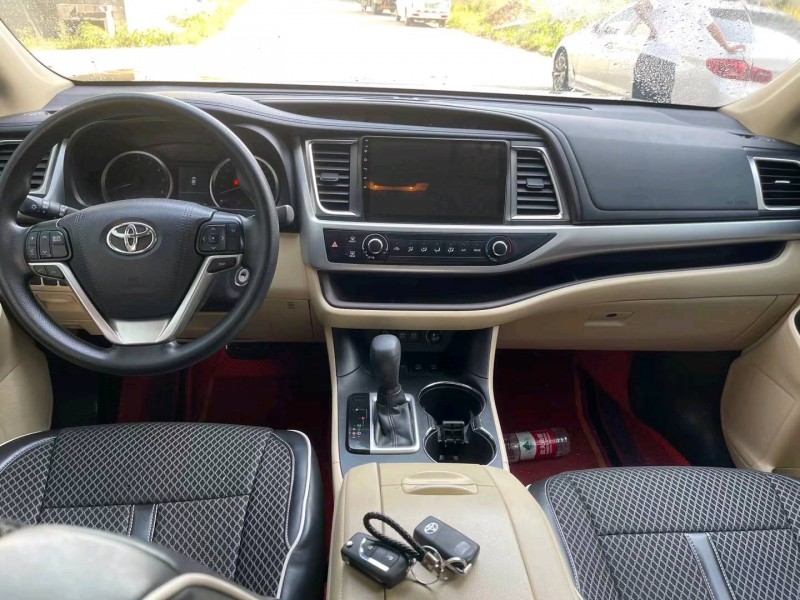 北京19年丰田汉兰达6