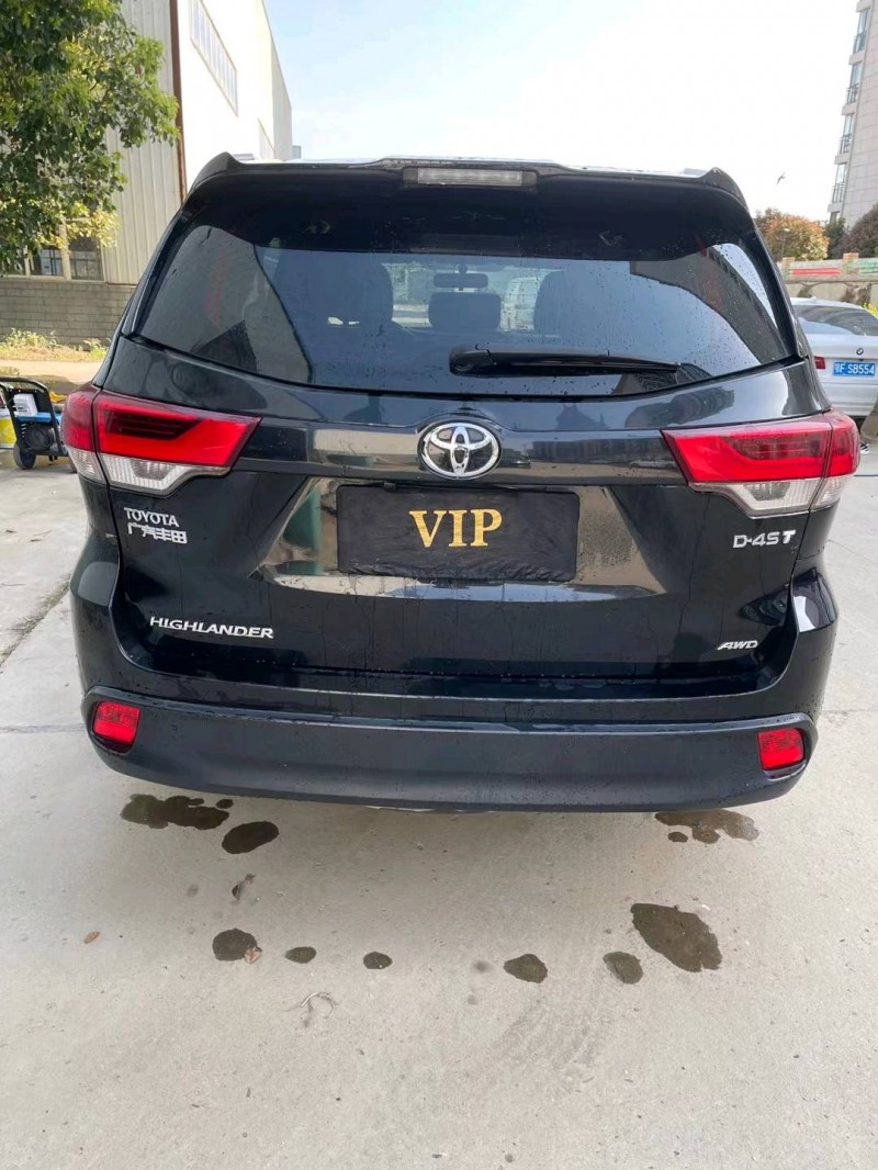 北京19年丰田汉兰达9