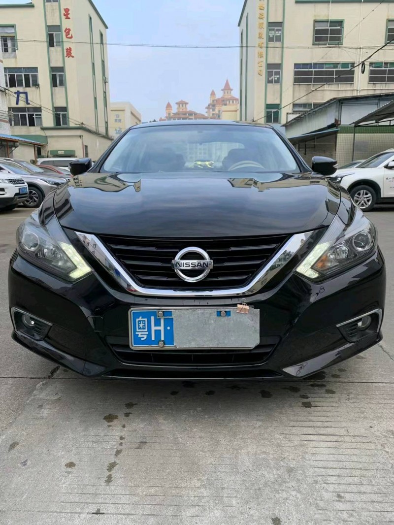 中山17年日產天籟1