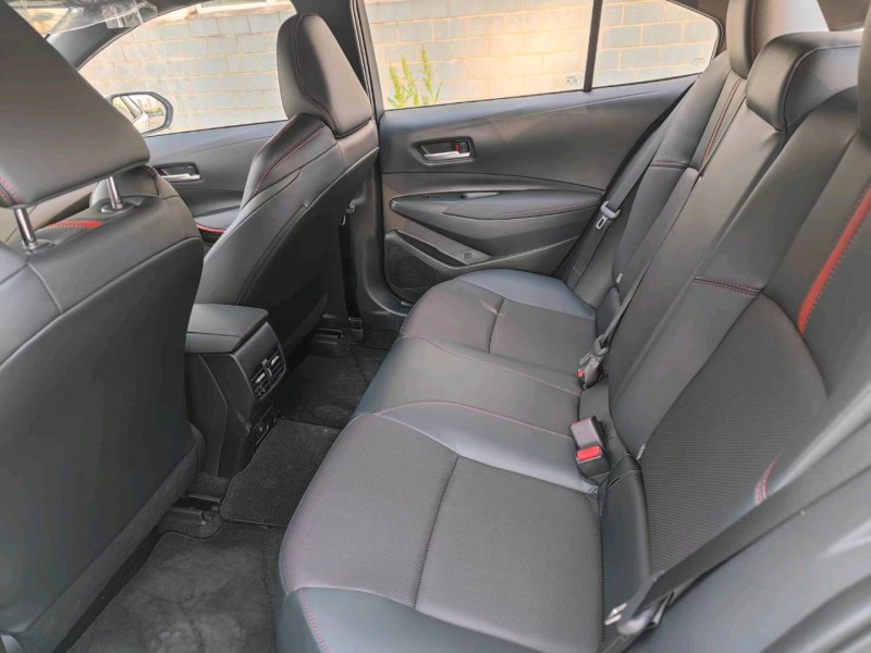 北京22年丰田雷凌5