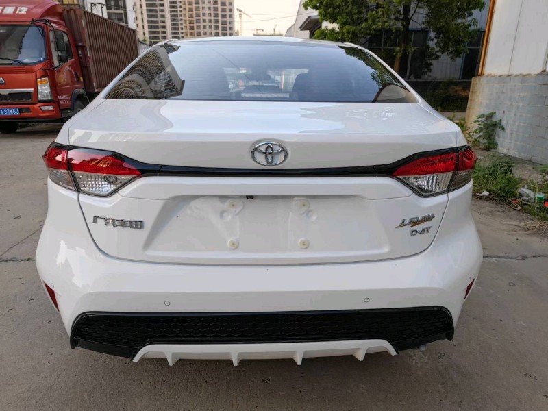 北京22年丰田雷凌9