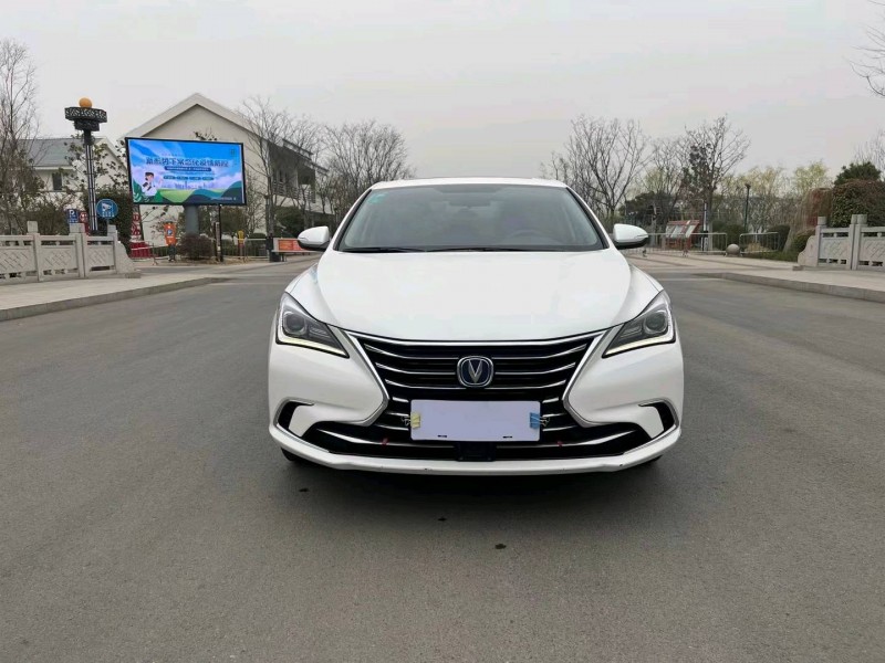 徐州20年長安汽車逸動1