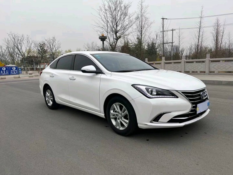 徐州20年長安汽車逸動2