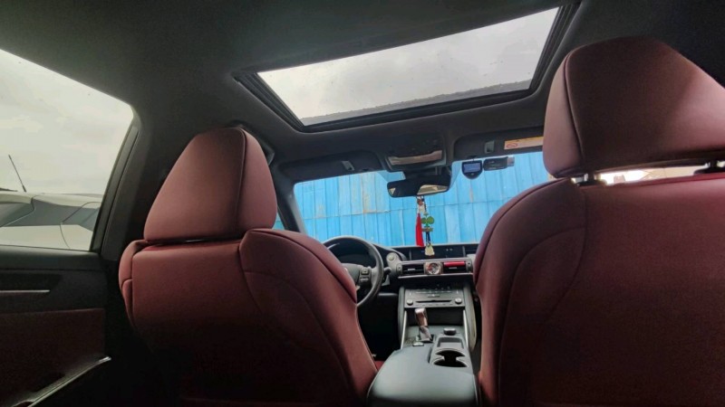 苏州18年雷克萨斯IS6