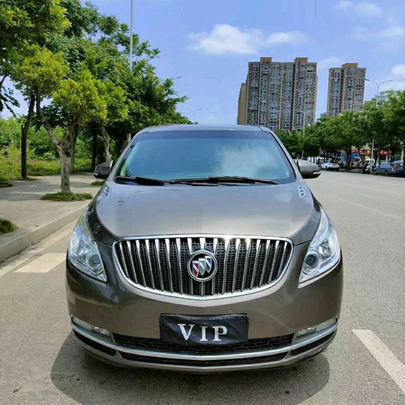 黔西南15年別克GL81