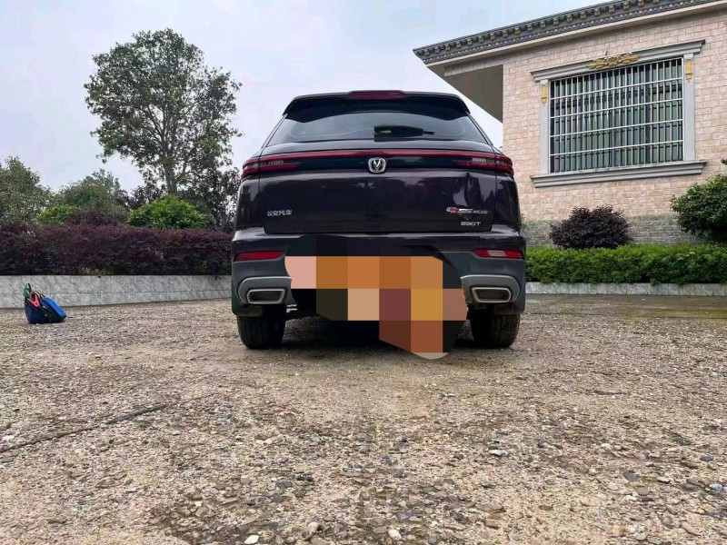 邵陽20年長安汽車CS557