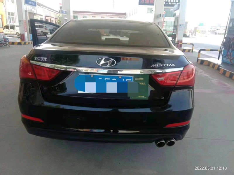 保定15年现代名图4