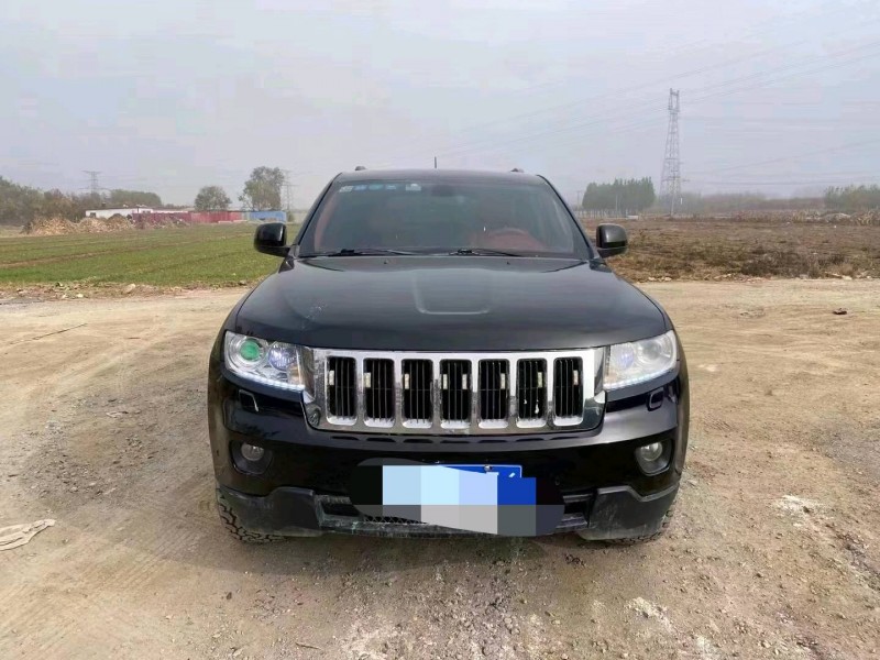 保定12年Jeep大切諾基1